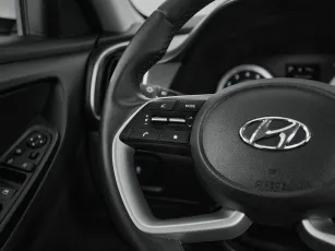 Hyundai  13