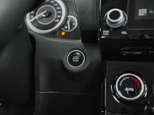 Hyundai  15