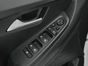 Hyundai  8