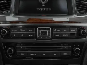 Hyundai  23