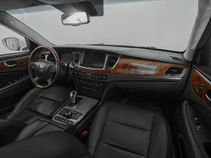 Hyundai  8