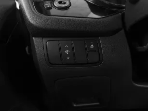 Kia  15
