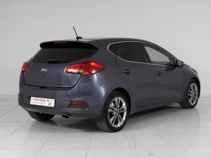 Kia  6