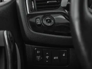 Kia  14