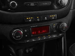 Kia  18