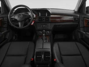 Mercedes-Benz  8
