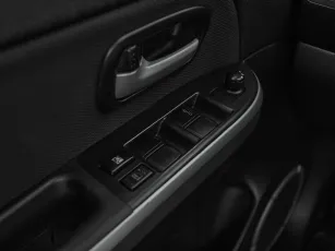 Suzuki  12