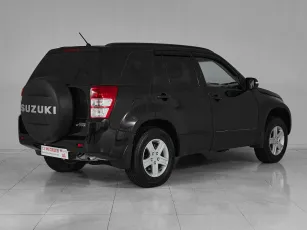 Suzuki  6
