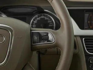 Audi  12