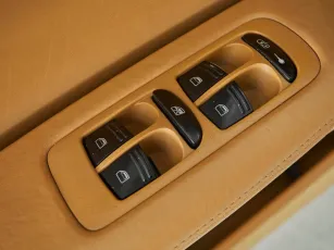 Porsche  12