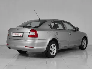 Skoda  6