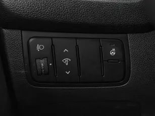 Kia  14