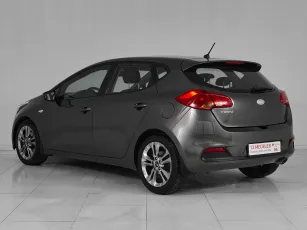 Kia  4
