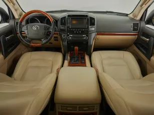 Toyota  10