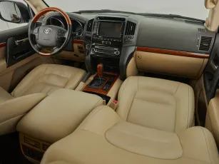 Toyota  11