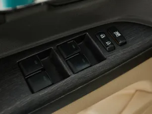 Toyota  13