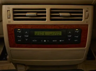 Toyota  28