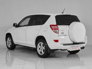 Toyota  4
