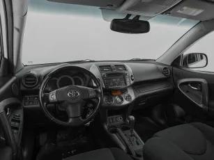 Toyota  7
