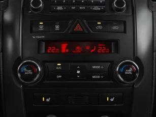 Kia  16