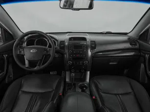 Kia  8