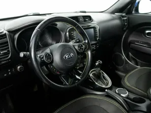 Kia  7