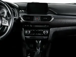 Mazda  15