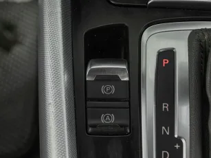 Audi  19