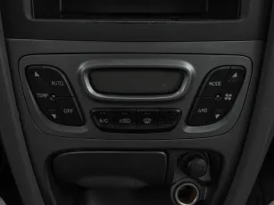 Hyundai  13