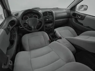 Hyundai  9