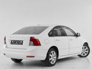 Volvo  6