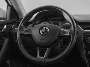 Skoda  10