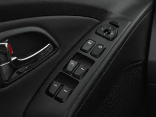 Hyundai  15