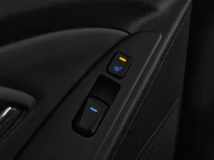 Hyundai  23