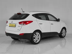 Hyundai  6