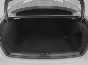 Audi  16
