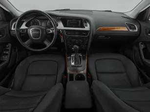 Audi  8