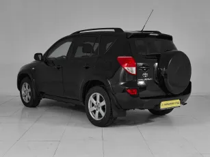 Toyota  6