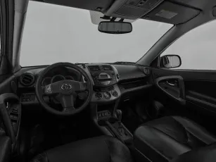 Toyota  9