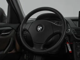 BMW  10