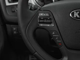 Kia  11