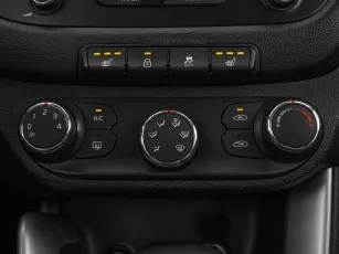 Kia  18