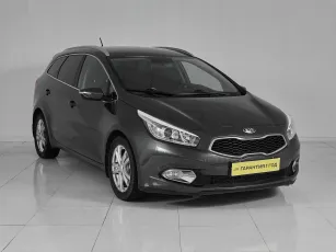 Kia  3