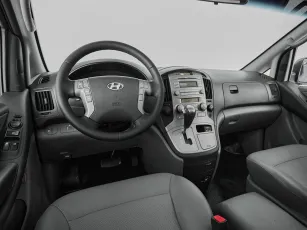 Hyundai  8