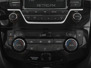 Nissan  17