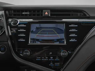 Toyota  17