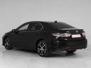 Toyota  4