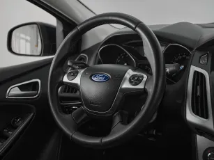 Ford  10