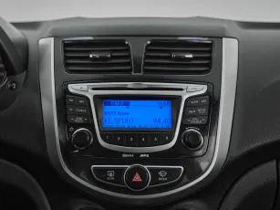 Hyundai  11