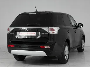 Mitsubishi  6